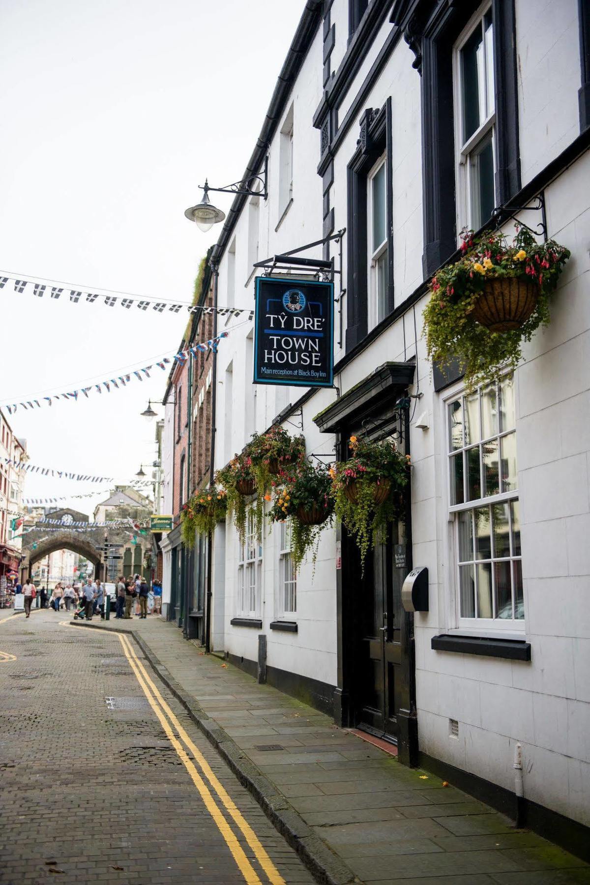 Ty Dre Town House Hotell Caernarfon Eksteriør bilde